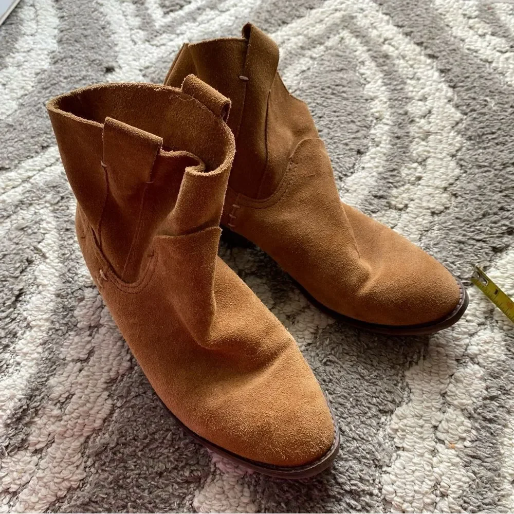 DV Dolce Vita grayden slouchie suede leather ankle boots 8